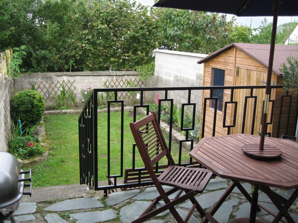 Spacious Quentoinise Town House Saint-Quentin  Exterior photo