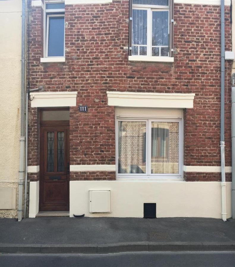 Spacious Quentoinise Town House Saint-Quentin  Exterior photo